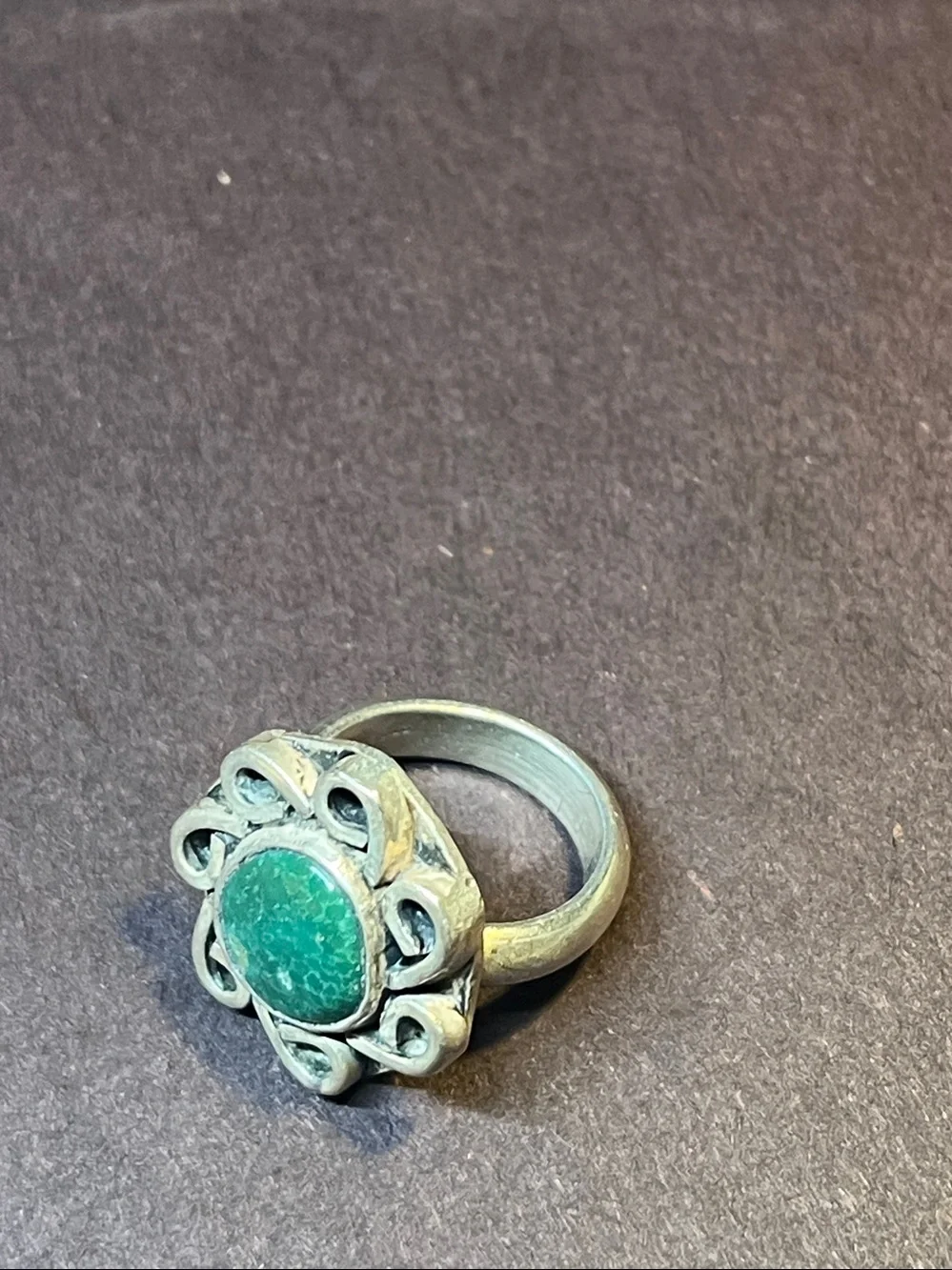 Antique sterling ring in size 4
